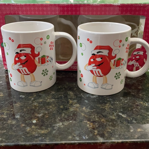 Set Of M&M’s Christmas Mugs - Picture 3 of 6